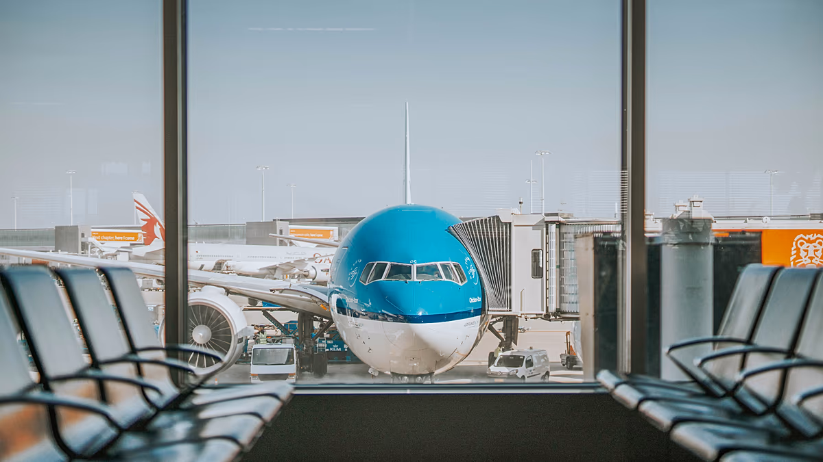 Are you a “sitter” or a “hoverer”? Airport habits that drive travelers crazy