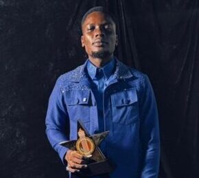 Asiama wins the “Best Male Vocal Performance Award” at the 27th TGMA