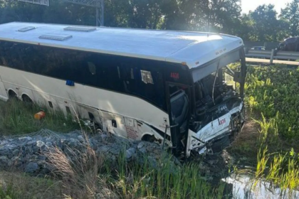 Bus crashes into six cars in Virginia, killing five and injuring dozens