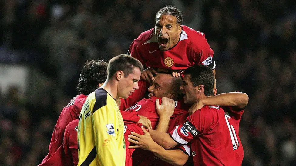 "Caption this" - Ferdinand and Carragher's social spat