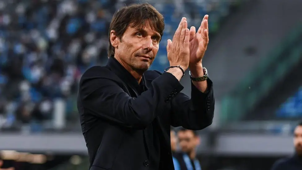Conte leaves Napoli a year after winning Serie A