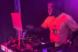 DJ Bridash powers up EL and locks down London with an electrifying performance