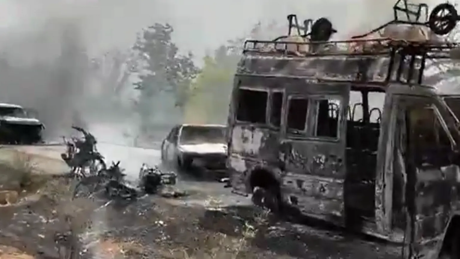 Dozens of vehicles set ablaze as Malian jihadists tighten lockdown ahead of Eid holiday