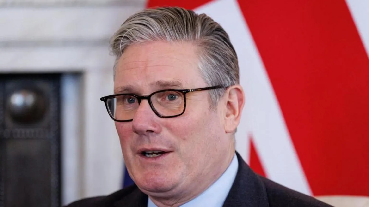 Early UK local election results reveal major defeat for Starmer's Labor Party