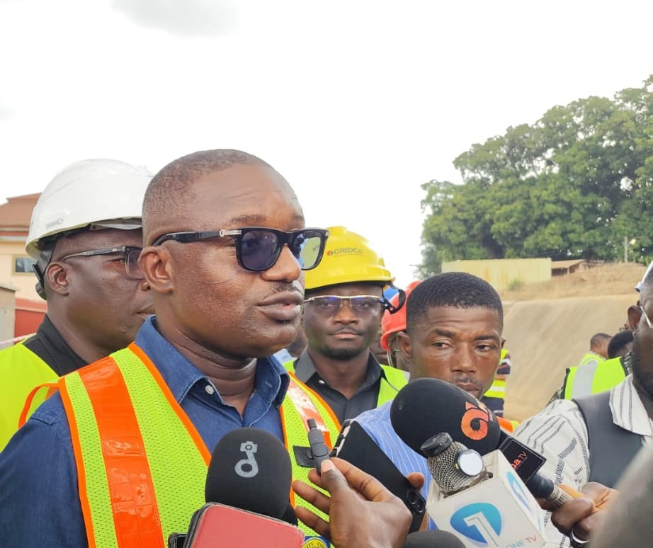 Energy minister warns ECG engineers not to politicize their work