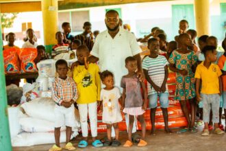 HAKLA SC vice president celebrates birthday with donation to children's home
