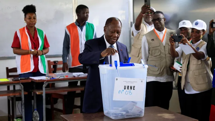 Ivory Coast dissolves election commission after criticism