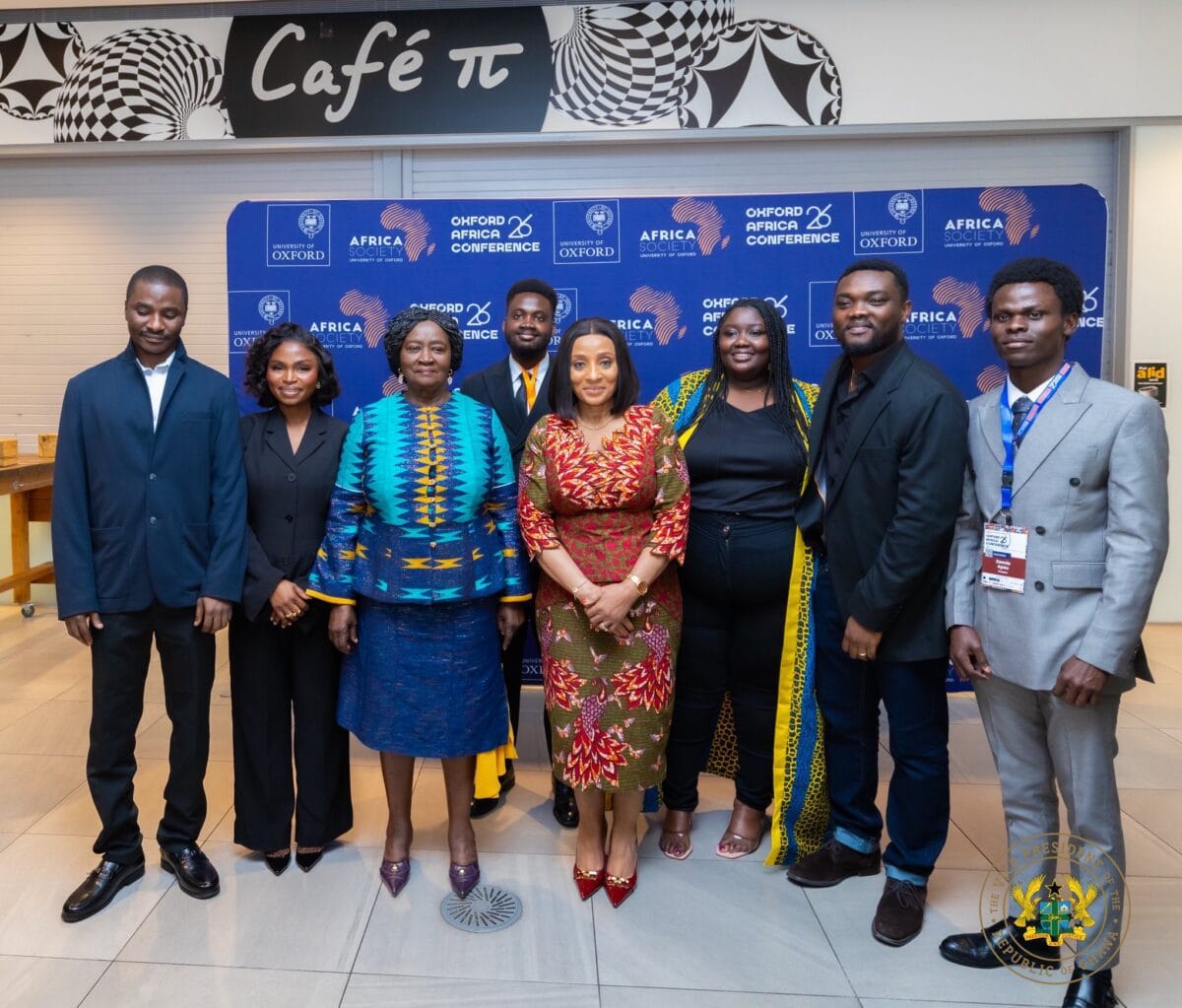 Jane Nana interacts with Ghanaian students at Oxford University