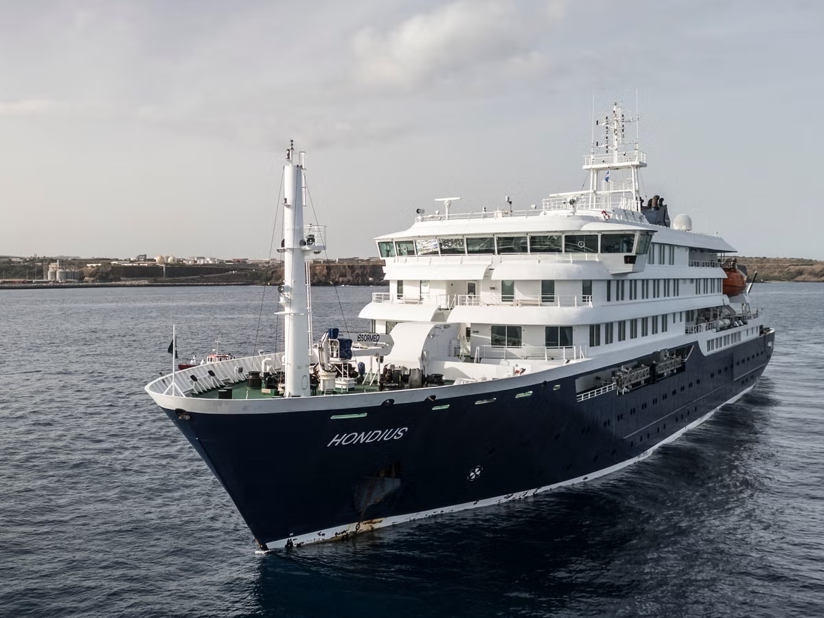 Last passenger disembarks from hantavirus-infected cruise ship, three more test positive
