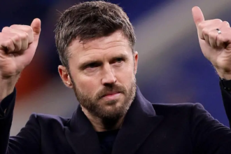 Manchester United bosses to recommend Carrick for permanent role