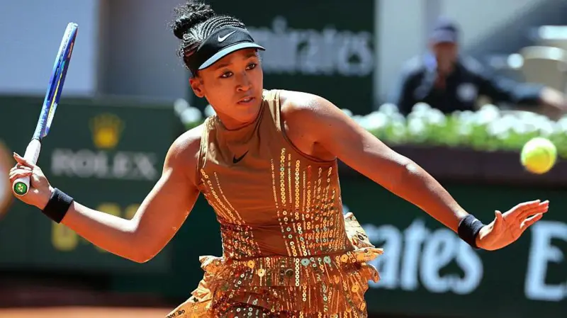 Osaka shines in gold at Roland Garros