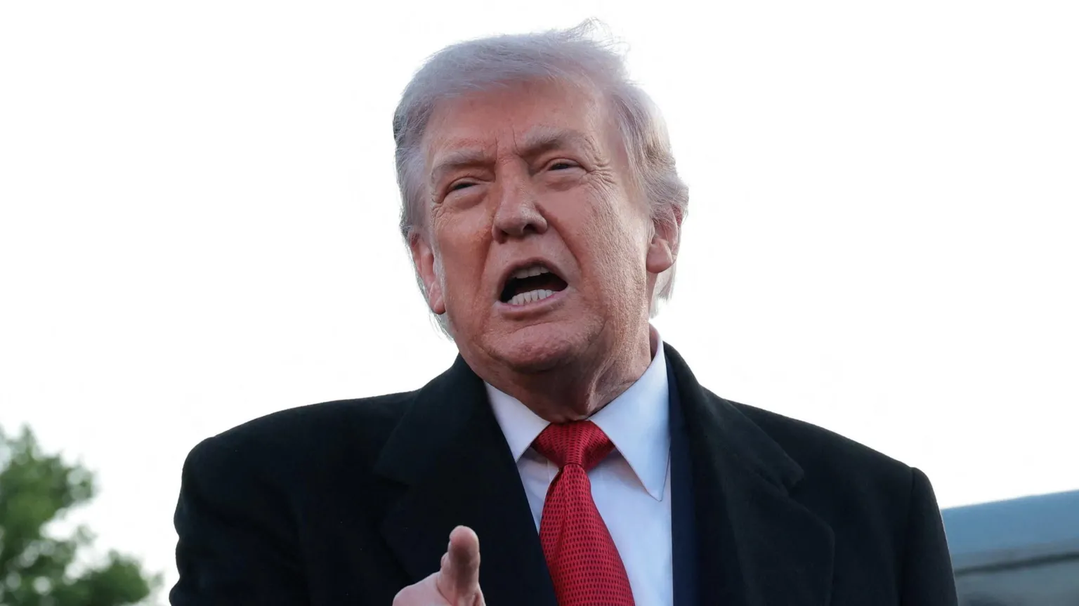 President Trump says Russia and Ukraine should abide by three-day ceasefire