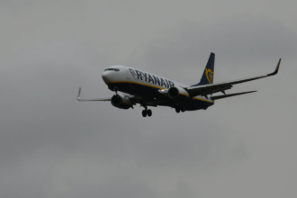 Emergency code 7700 activated on Ryanair flight from Alicante to Edinburgh