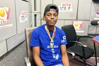 Someone has been giving me money every month since 2017 – Yau Shiki