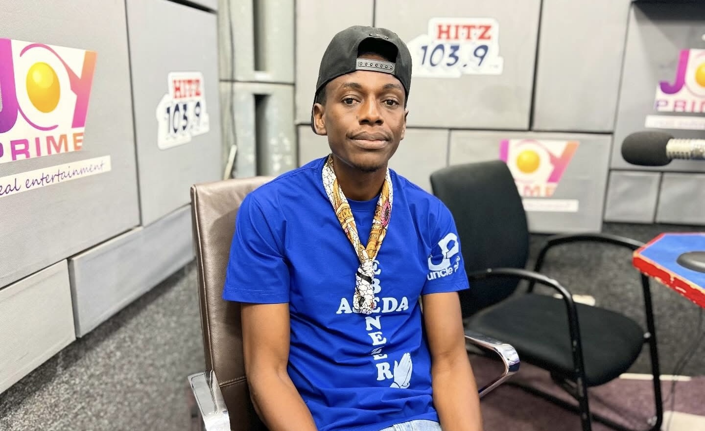 Someone has been giving me money every month since 2017 – Yau Shiki