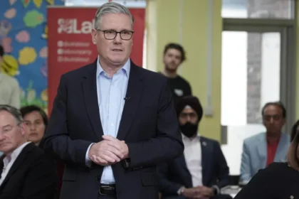 Starmer under pressure as Labor suffers crushing election defeat