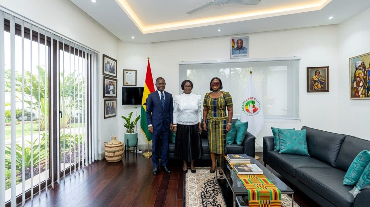 Vice President visits Mahama Cares Foundation and reviews healthcare delivery efforts