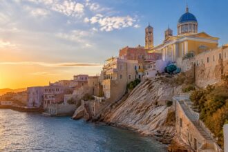 Would you like to live for free on a dream island in Greece? Here's what you need to do