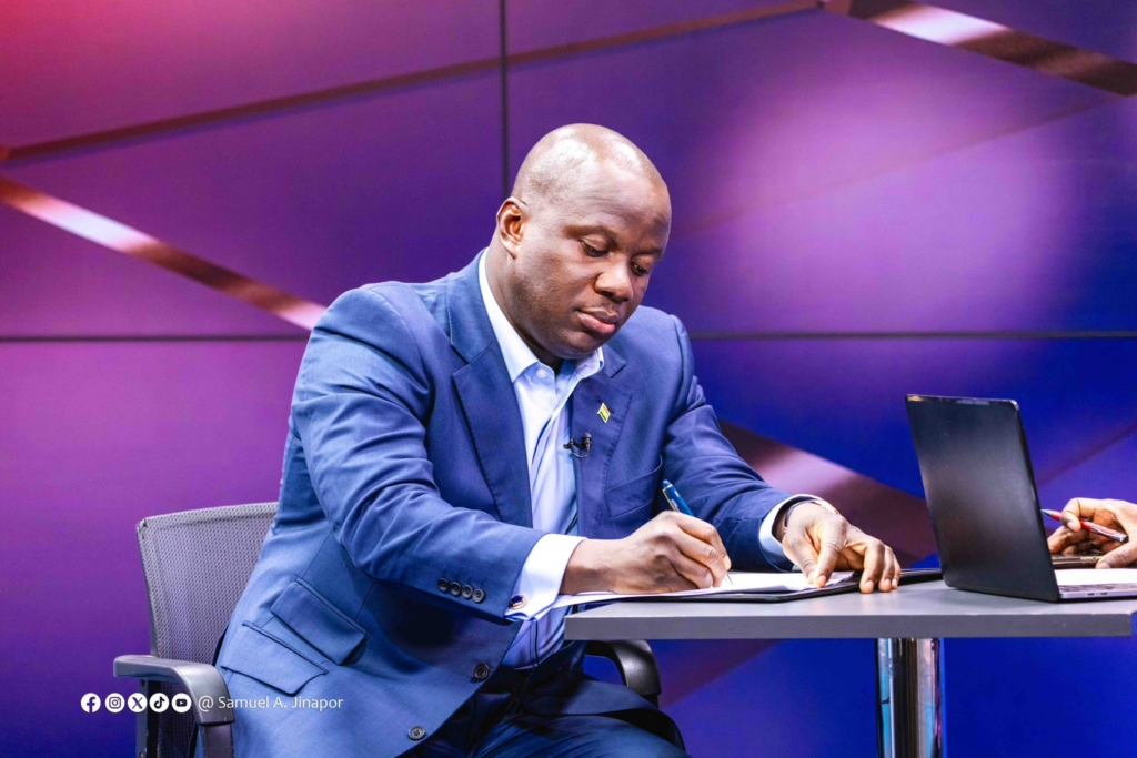 Xenophobic attacks: Why announce evacuations without preparation? - Minority parliamentary group questions government