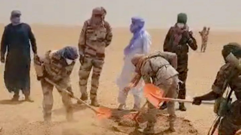 At least 49 migrants die of thirst after truck breaks down in Niger's Sahara Desert