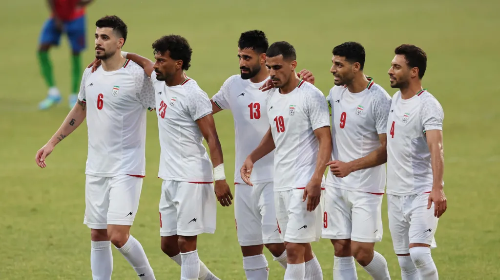Iran announces staff blocked from entering US after issuing World Cup visas to players