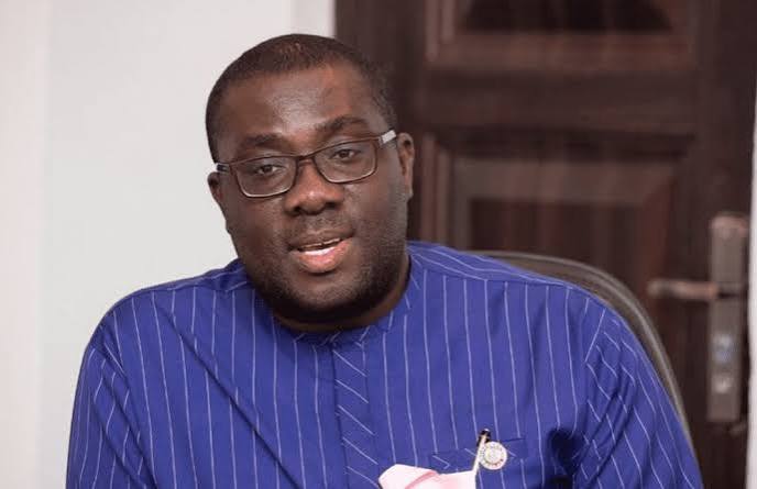 Sammy Awuku questions whether GTA board president Gertrude Donkor meets private sector requirements of tourism law