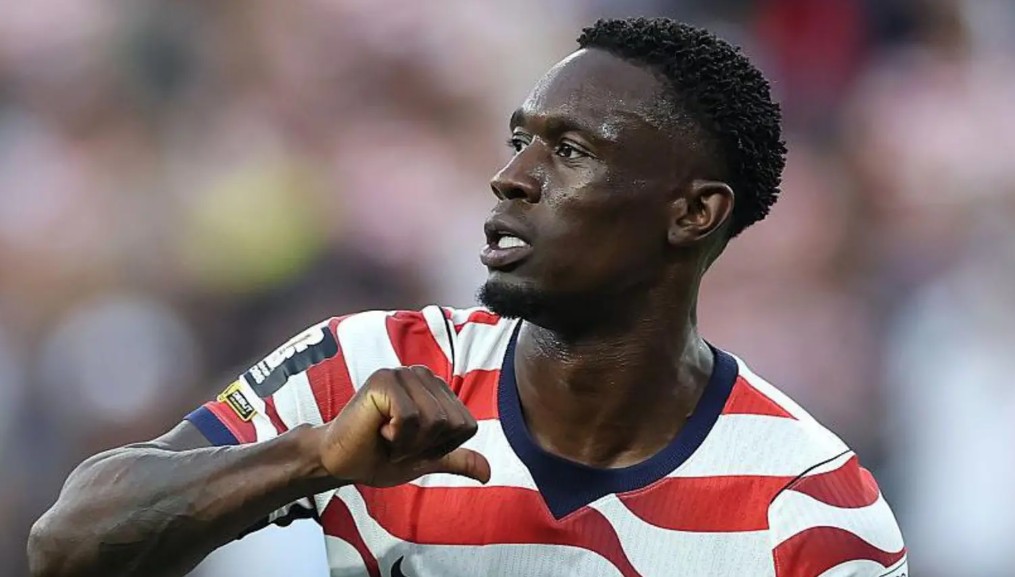 USA defeats Paraguay 4-1 in Group D opener