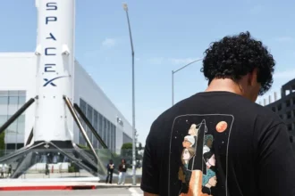What you need to know as millions of SpaceX stocks go on sale