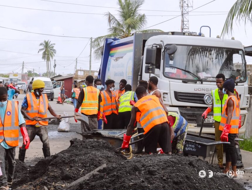 Zoomlion and NADMO deploy staff across Accra metropolitan area to continue flood prevention campaign