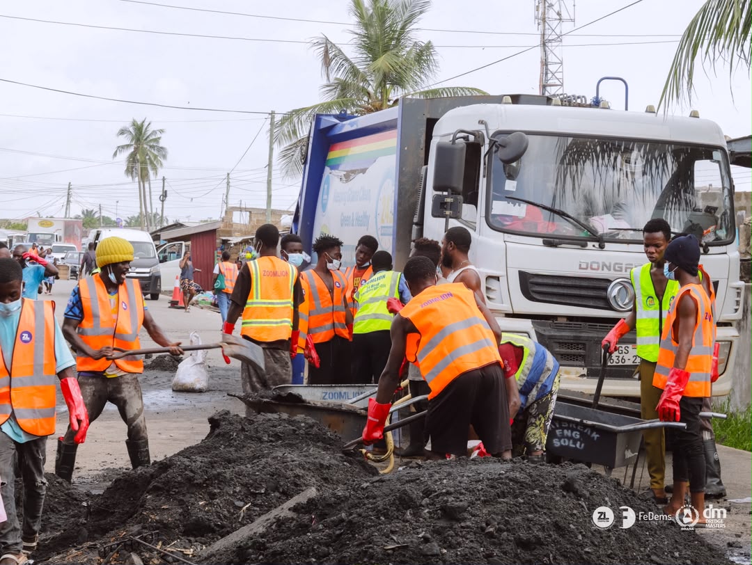 Zoomlion and NADMO deploy staff across Accra metropolitan area to continue flood prevention campaign